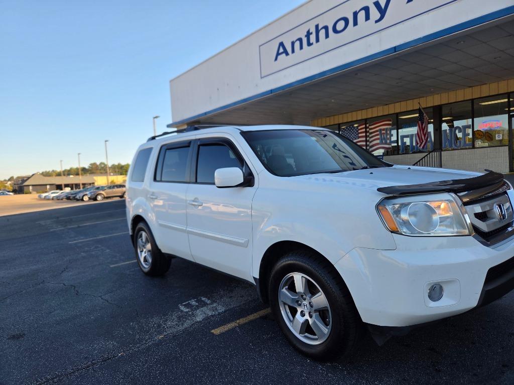 2011 Honda Pilot - $11,990