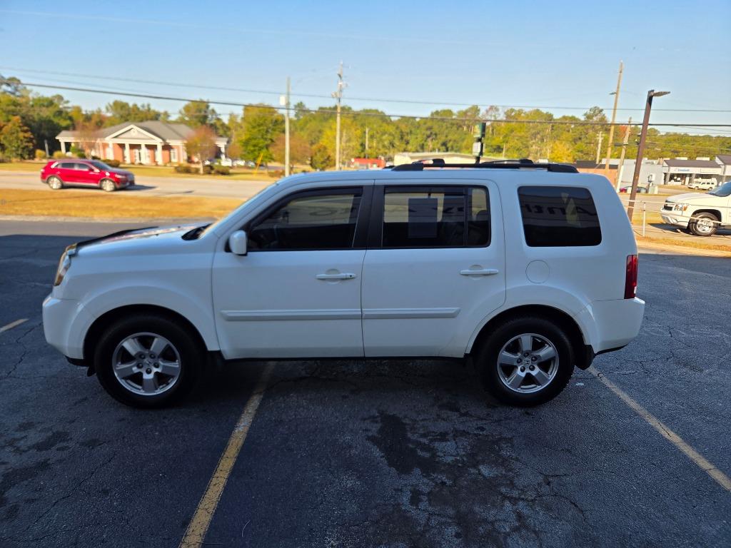 2011 Honda Pilot - $11,990