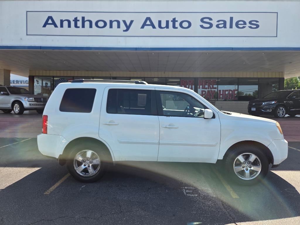 2011 Honda Pilot - $12,999