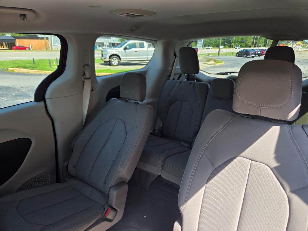 2017 Chrysler Pacifica - $16,999