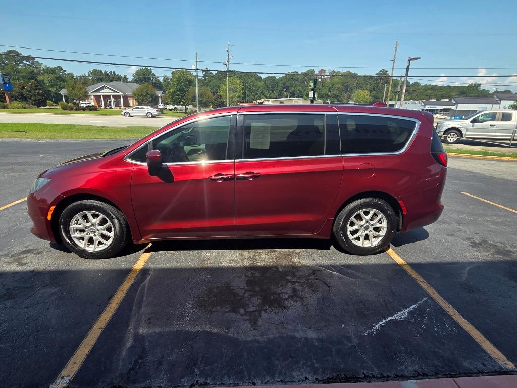 2017 Chrysler Pacifica - $16,999