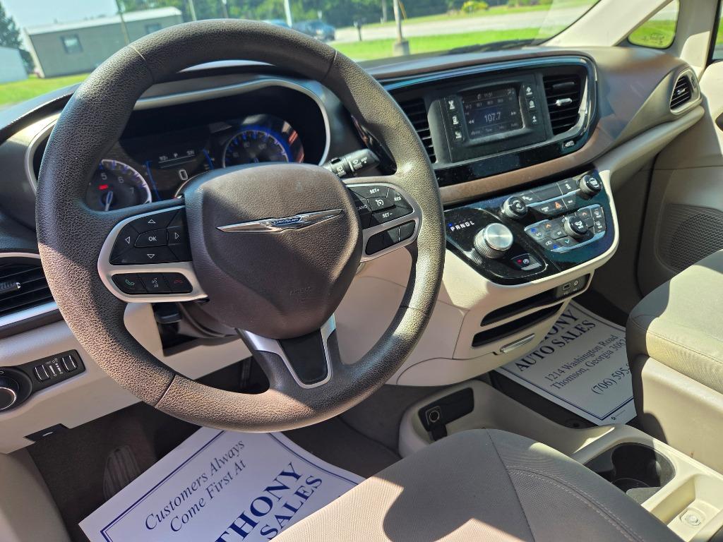 2017 Chrysler Pacifica - $16,999