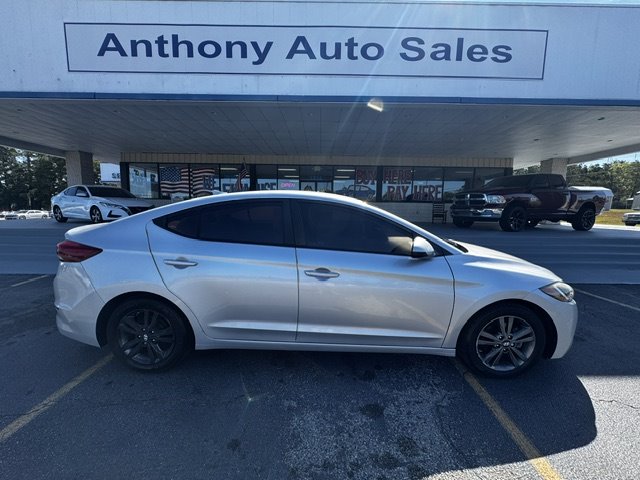 2017 Hyundai Elantra - $13,999