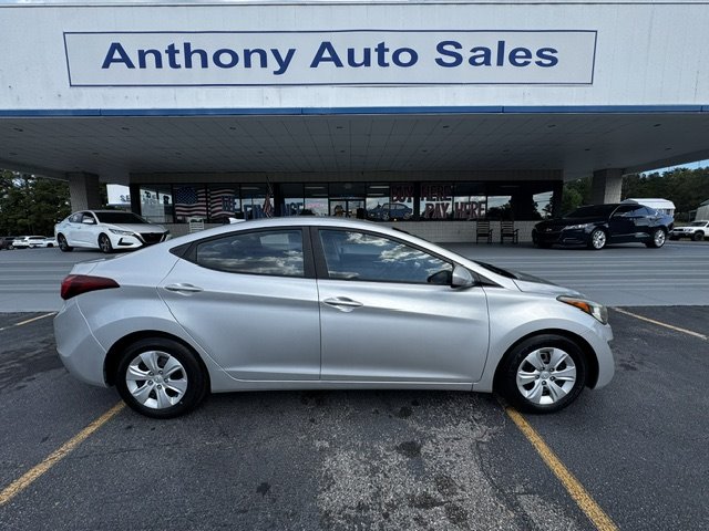 2016 Hyundai Elantra - $13,999