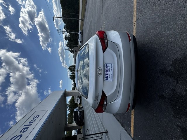 2016 Hyundai Elantra - $13,999