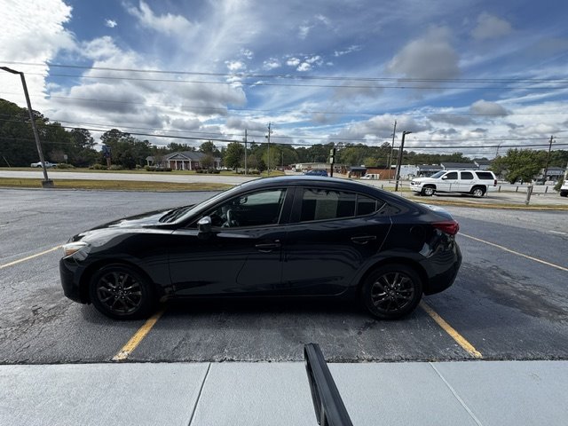 2018 MAZDA MAZDA3 - $14,599