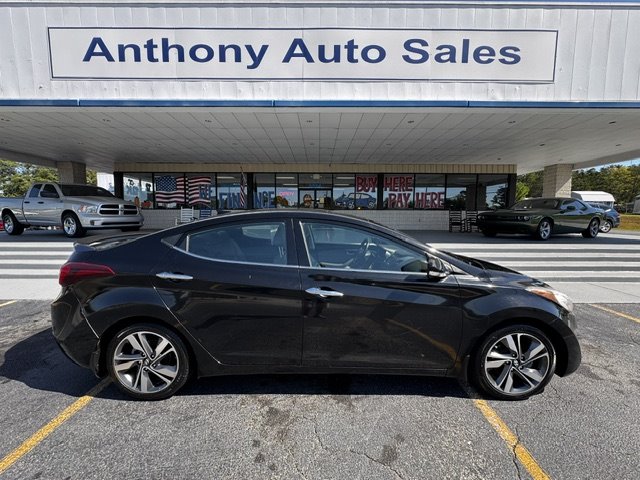 2015 Hyundai Elantra - $15,599