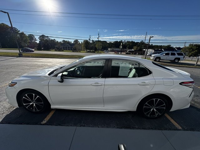 2019 Toyota Camry - $17,599