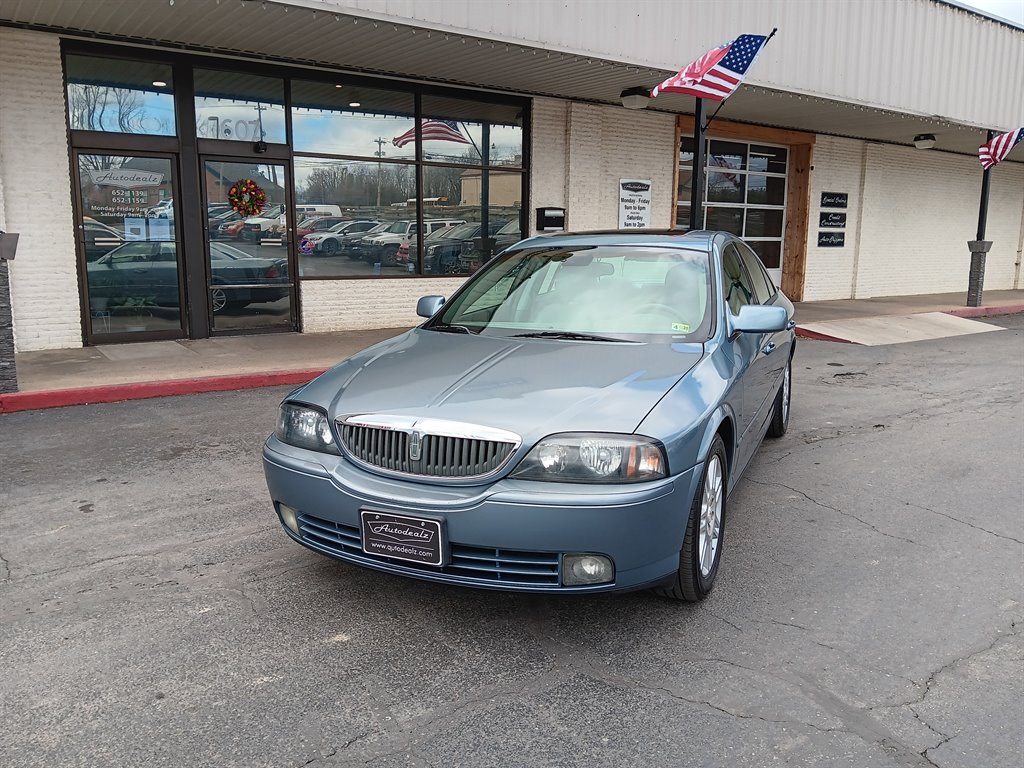 The 2004 Lincoln LS Sport photos
