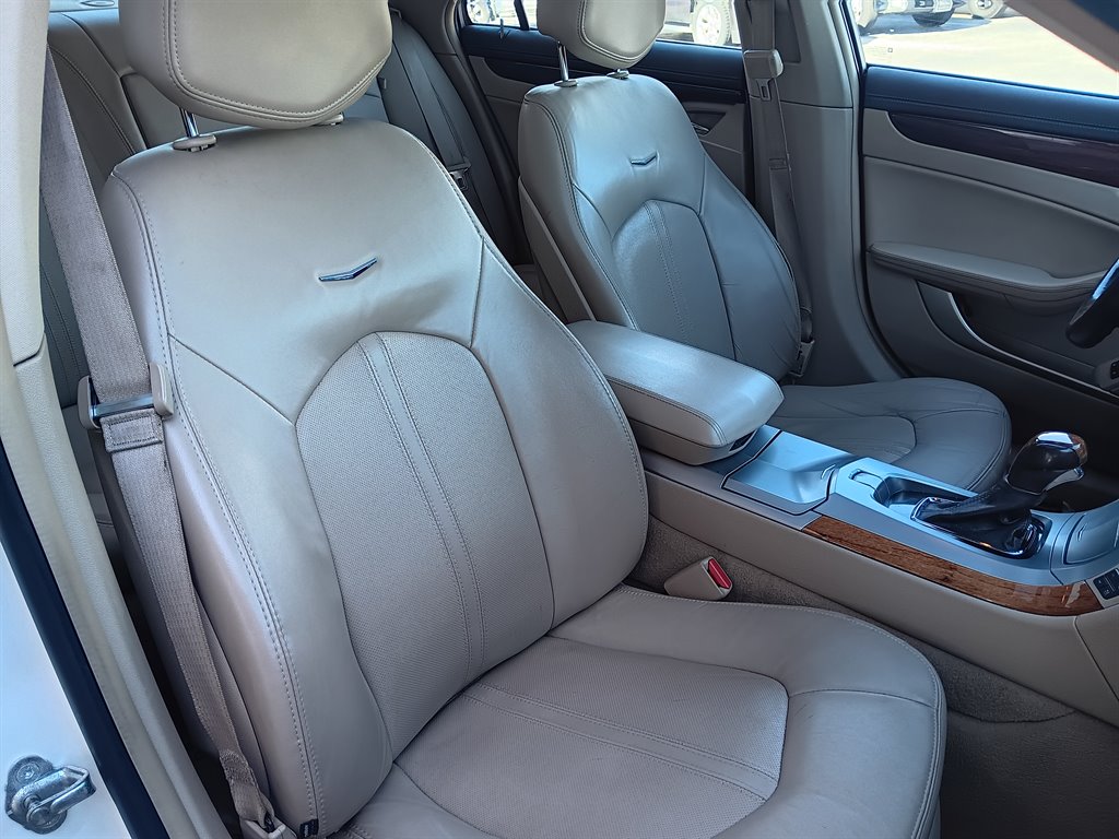 2011 Cadillac CTS 3.6L Premium photo