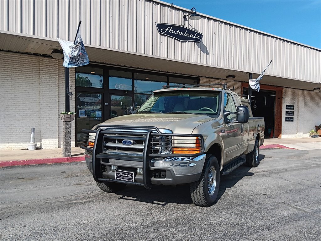2001 Ford F350 - $17,895