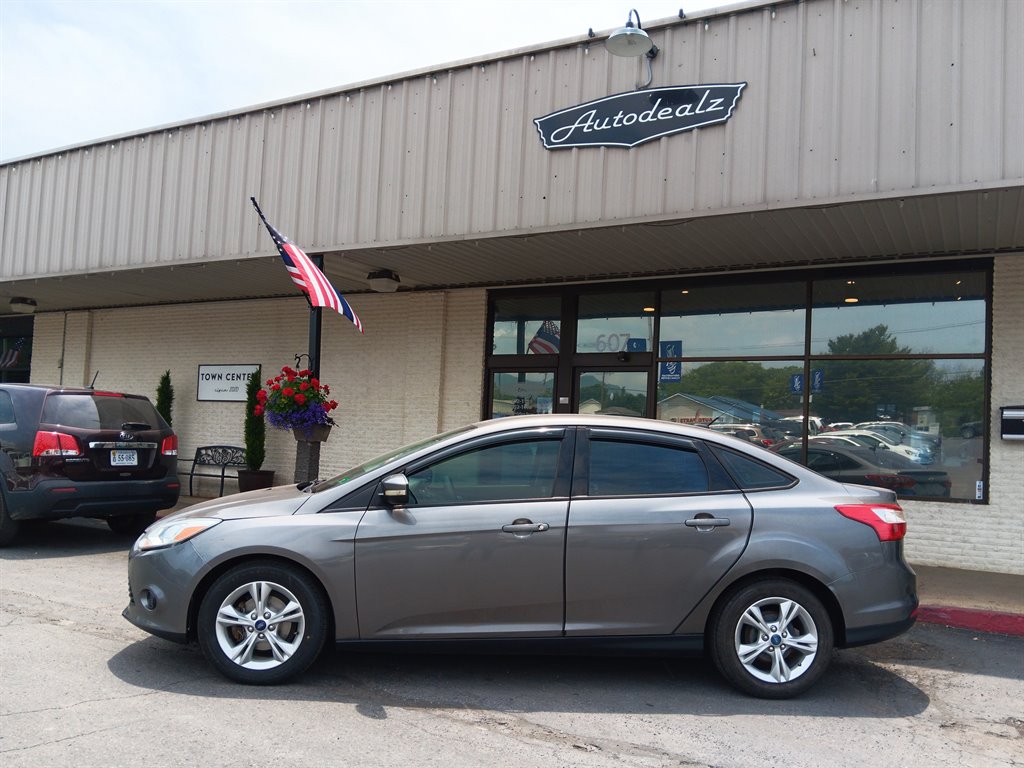 2013 Ford Focus SE photo