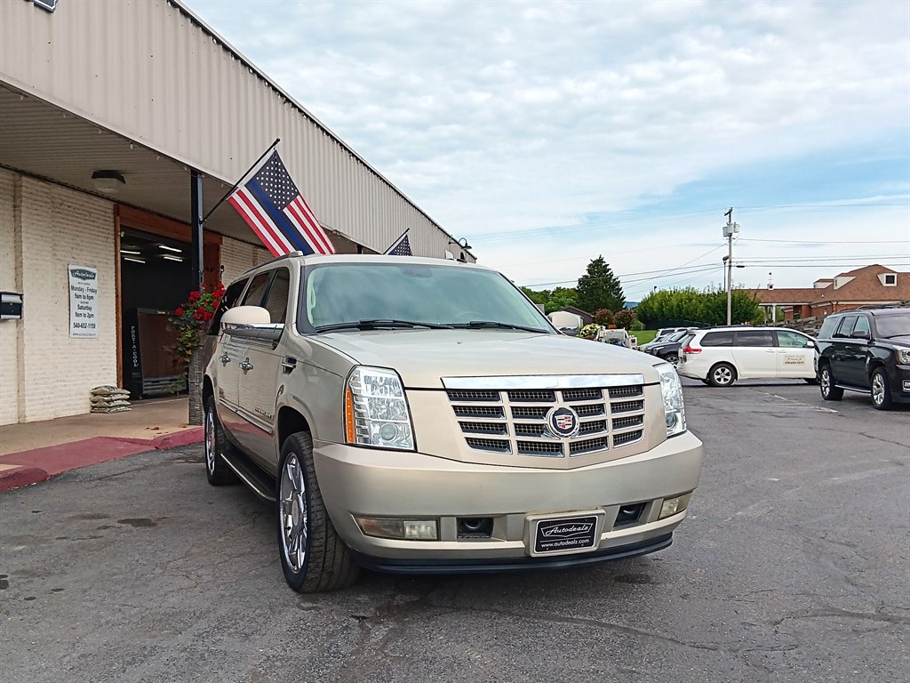 2008 Cadillac Escalade - $10,995