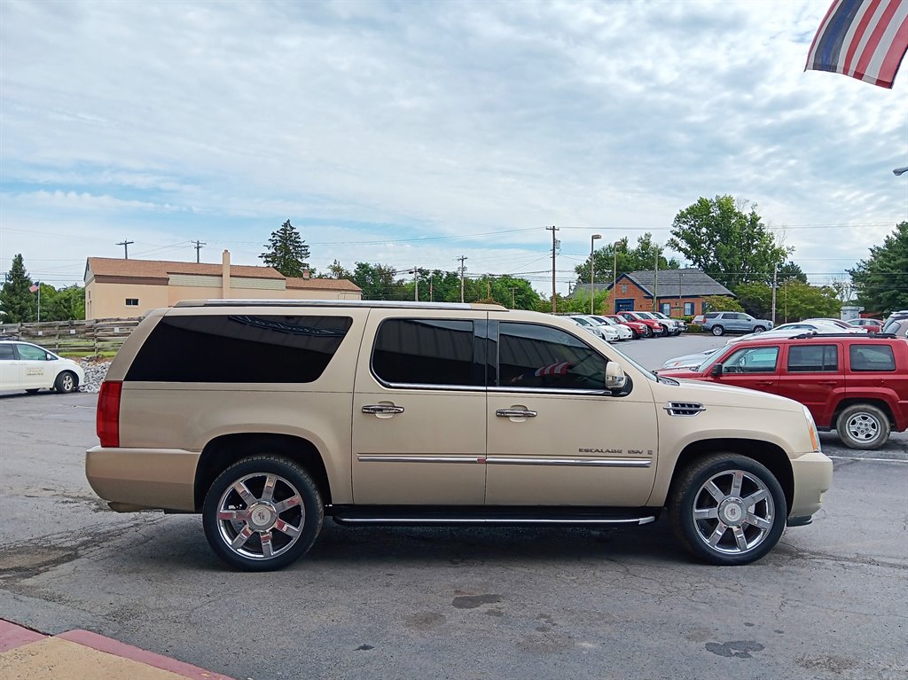 2008 Cadillac Escalade - $10,995