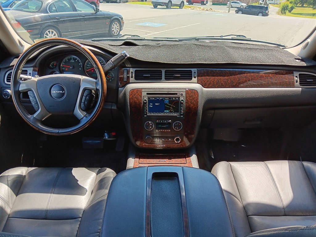 2009 GMC Yukon - $13,995