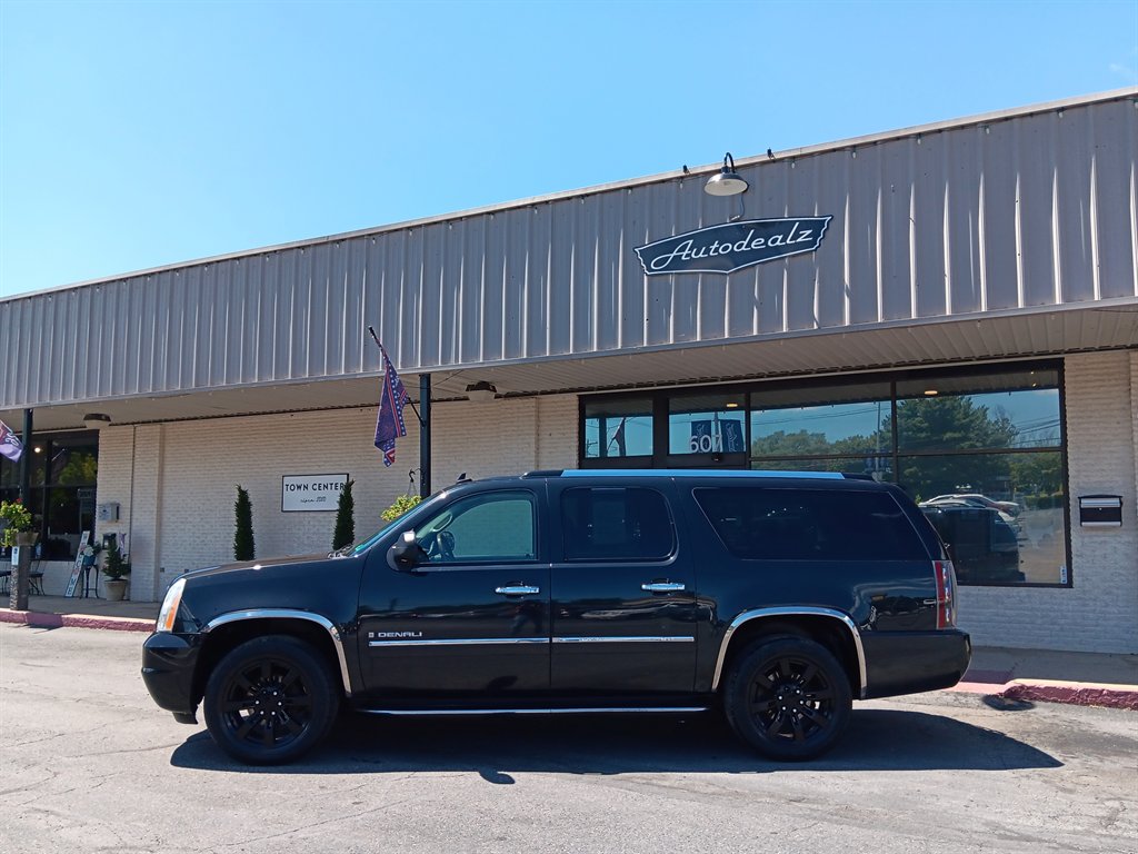 2009 GMC Yukon - $13,995