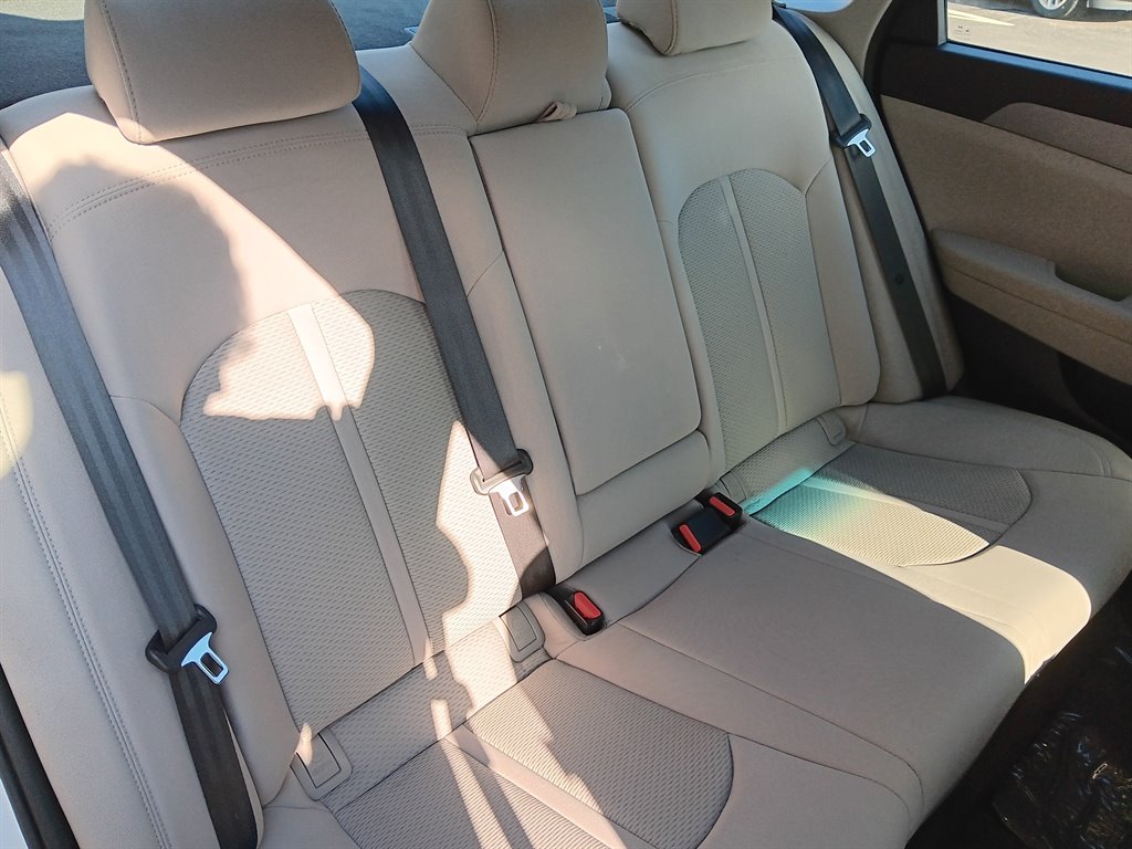 2016 Hyundai Sonata - $13,995