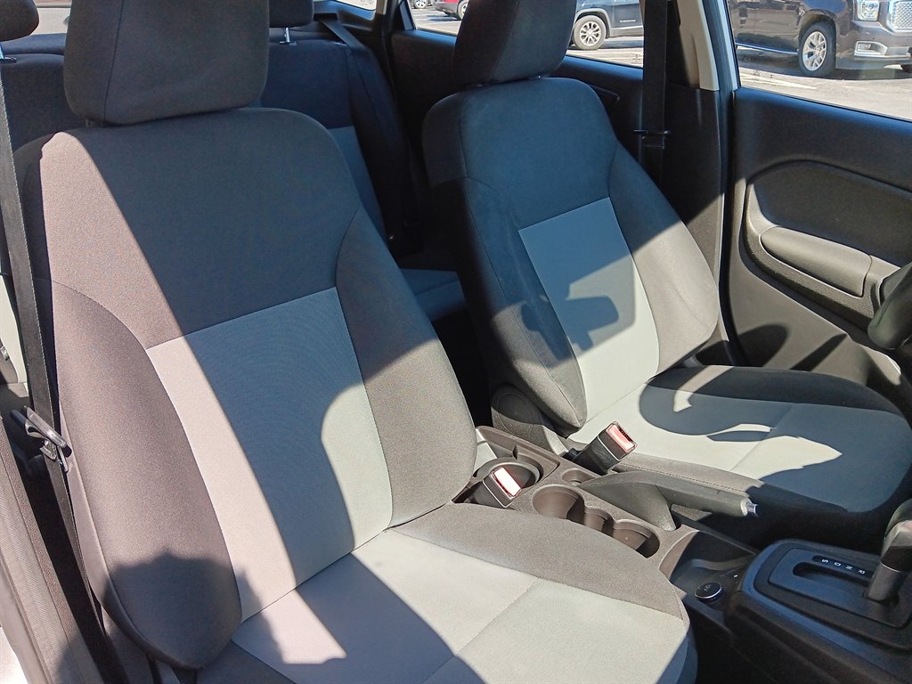 2015 Ford Fiesta - $6,995