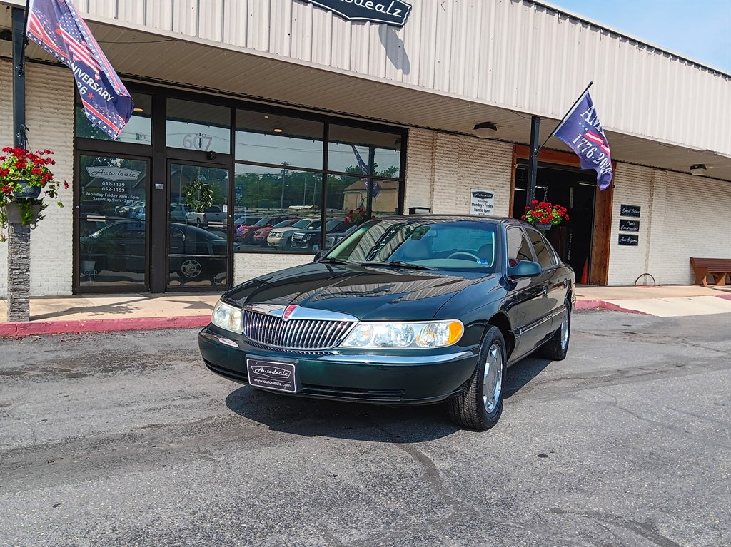 2002 Lincoln Continental - $8,995