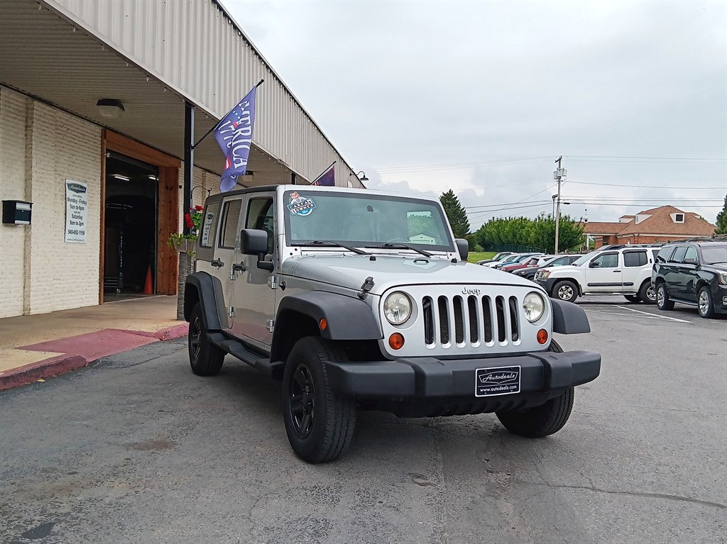 2009 Jeep Wrangler - $14,900