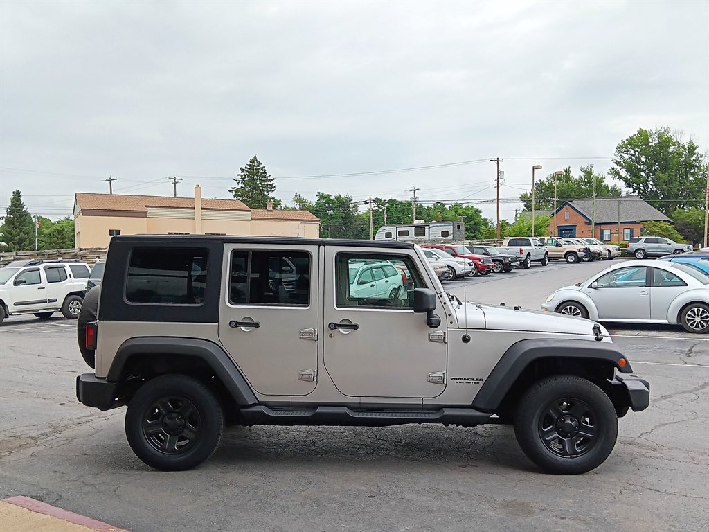 2009 Jeep Wrangler - $14,900