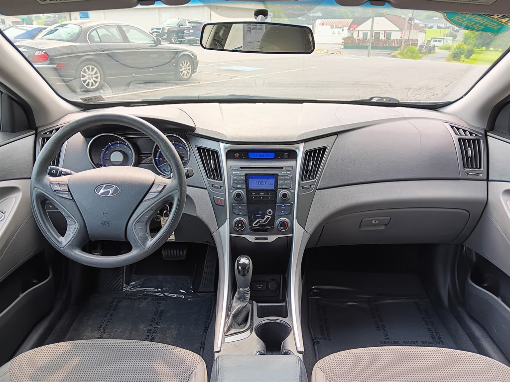 2011 Hyundai Sonata - $9,995