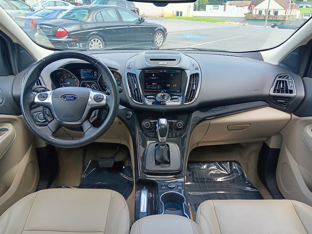 2014 Ford Escape - $10,995