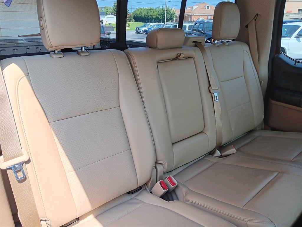 2016 Ford F-150 - $27,995