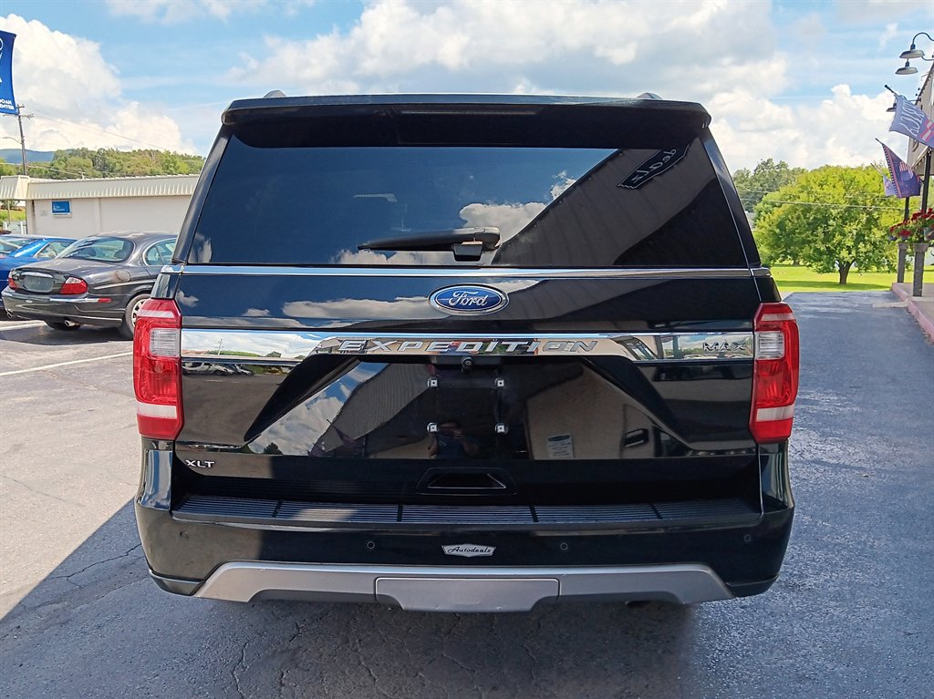 2018 Ford Expedition - $27,995