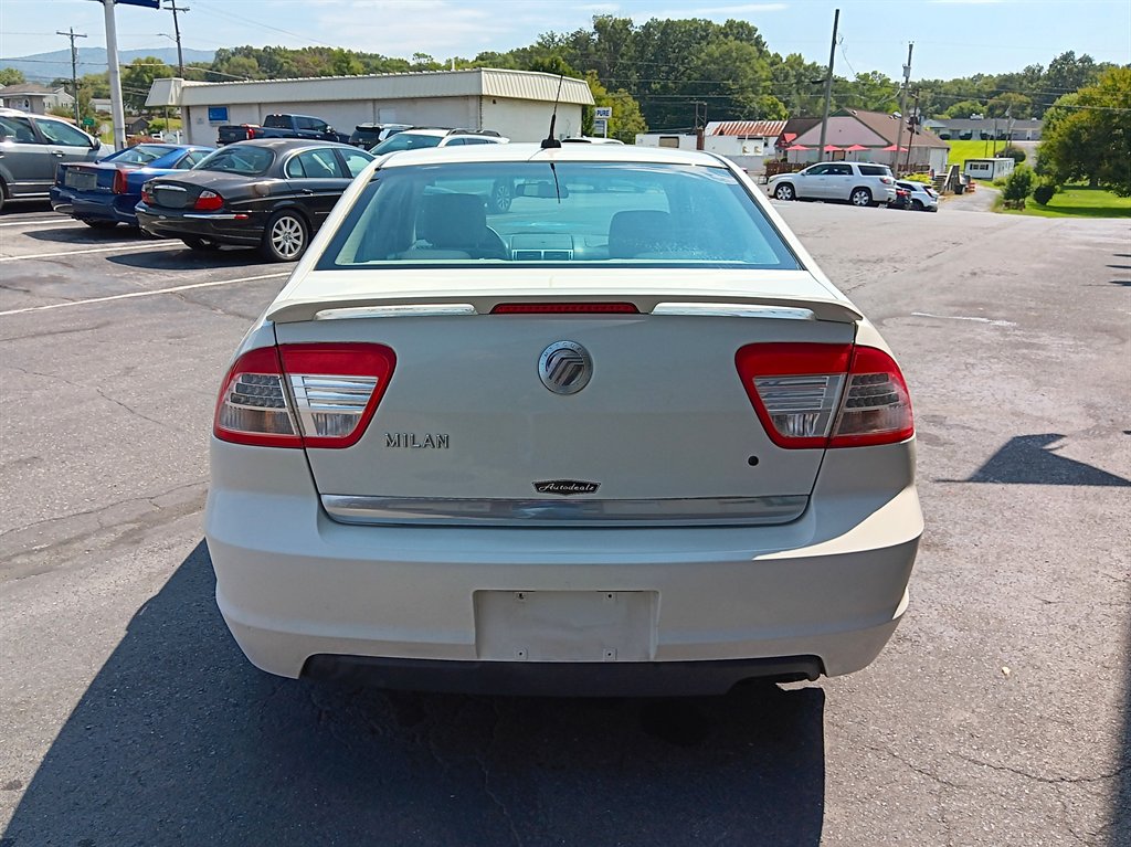 2008 Mercury Milan - $7,995