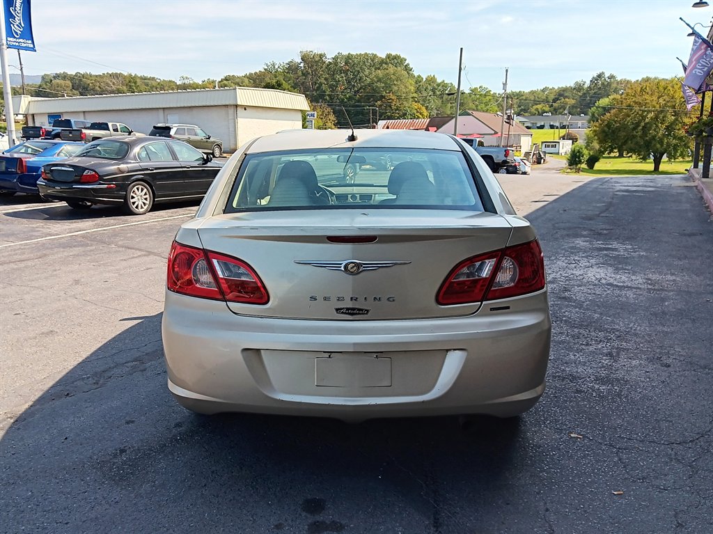 2007 Chrysler Sebring - $8,995