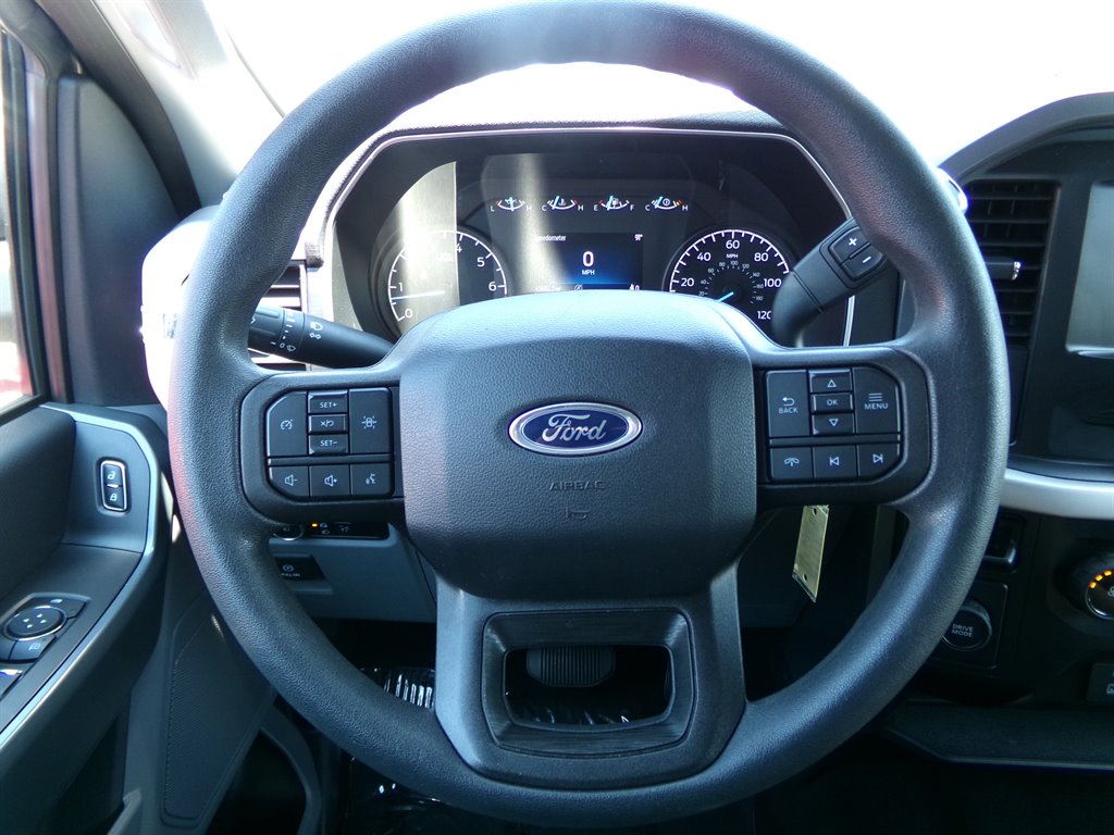 2023 Ford F150 XLT photo