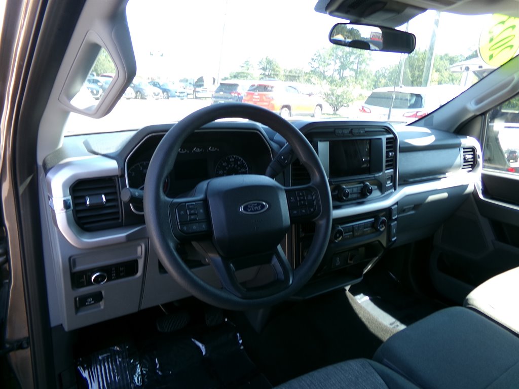 2023 Ford F150 XLT photo
