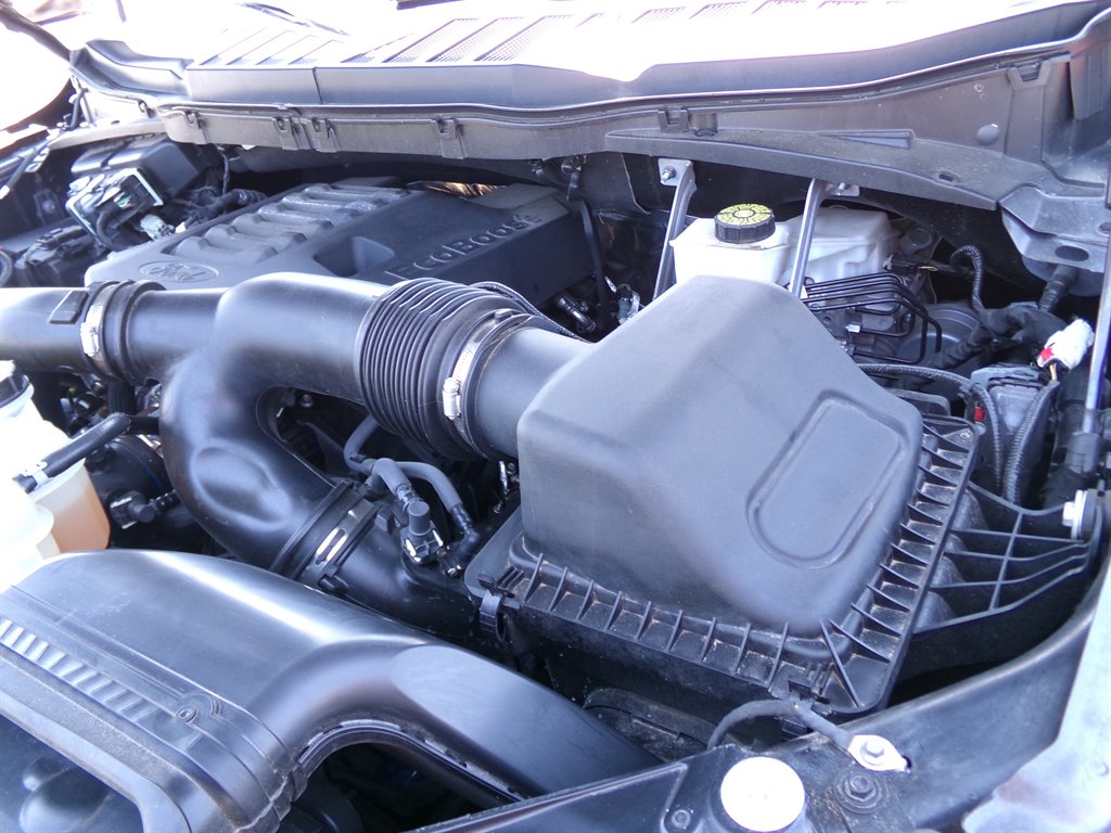 2023 Ford F150 XLT photo