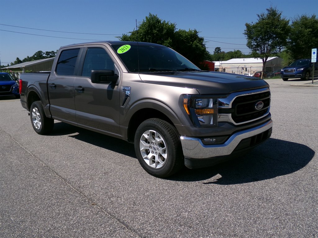 2023 Ford F150 XLT photo
