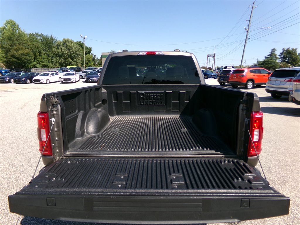 2023 Ford F150 XLT photo