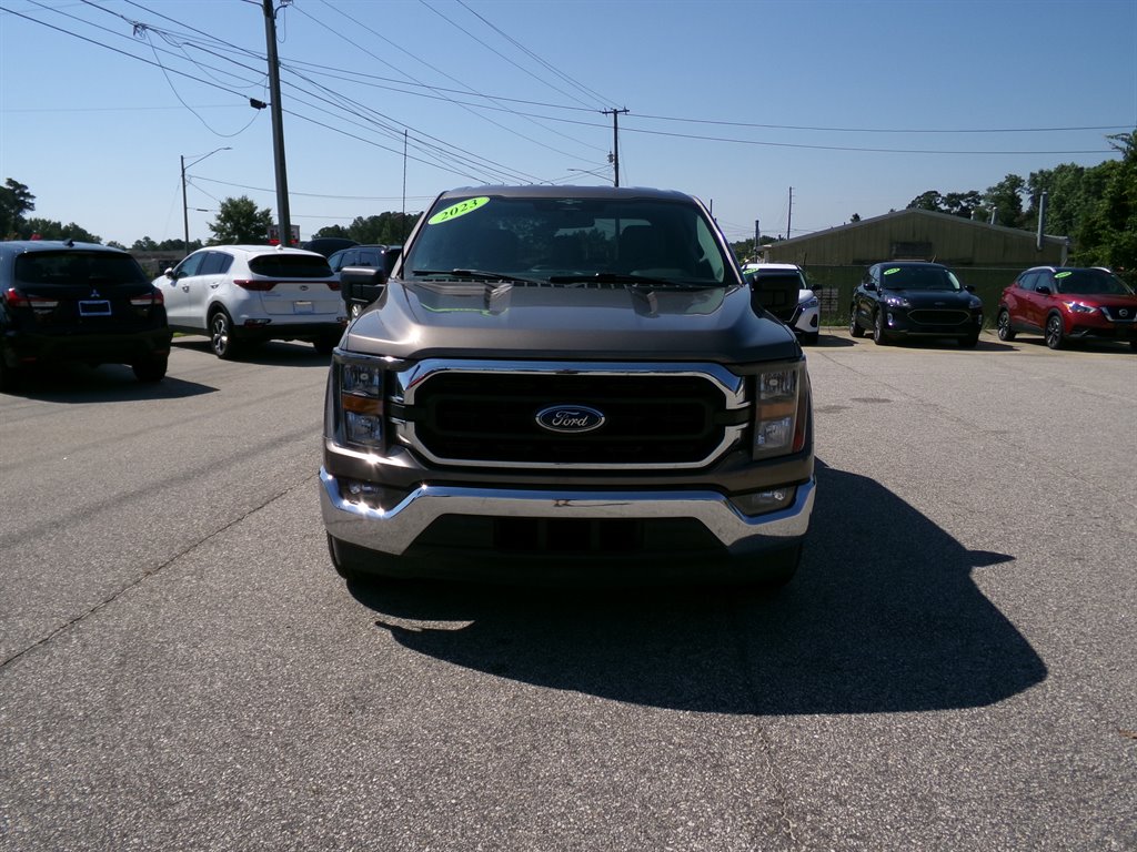 2023 Ford F150 XLT photo