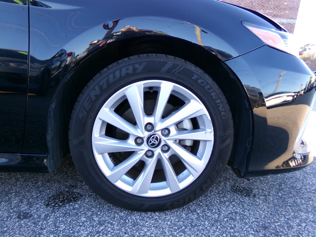 2023 Toyota Camry LE photo