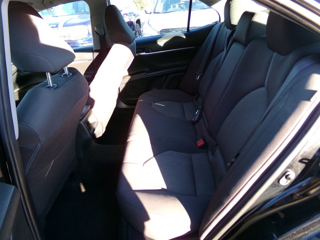 2023 Toyota Camry LE photo