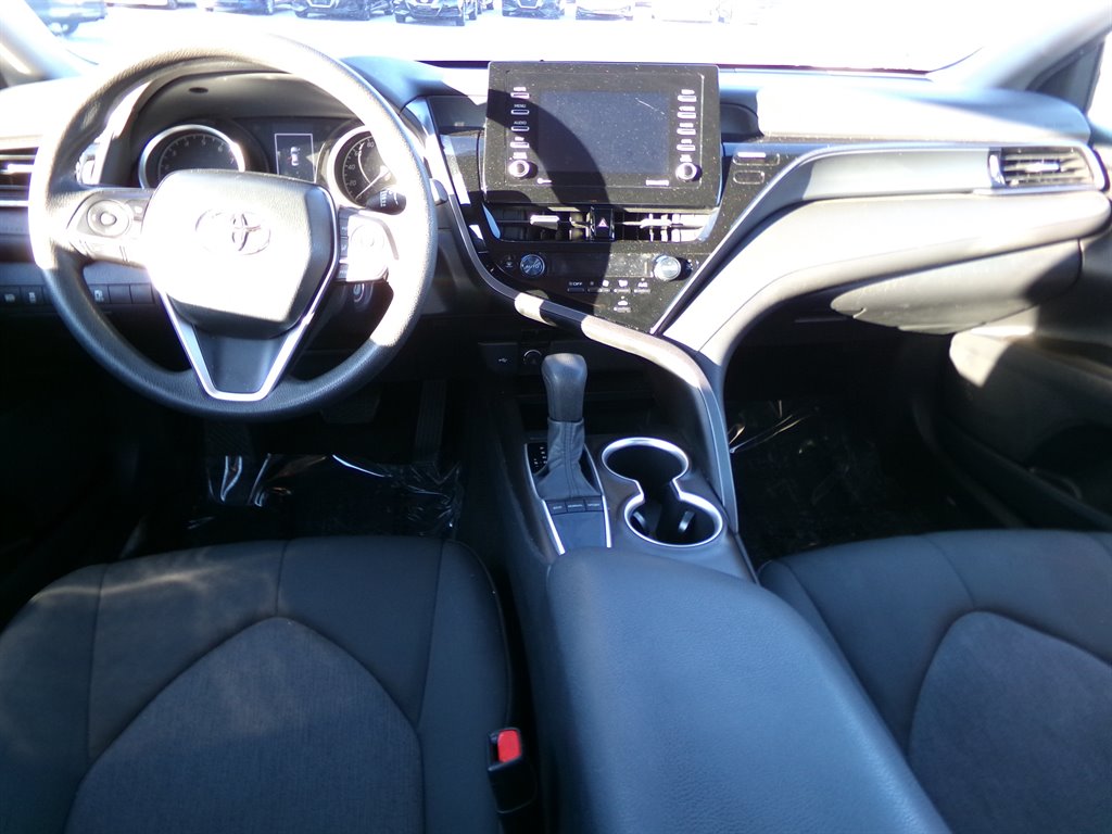 2023 Toyota Camry LE photo