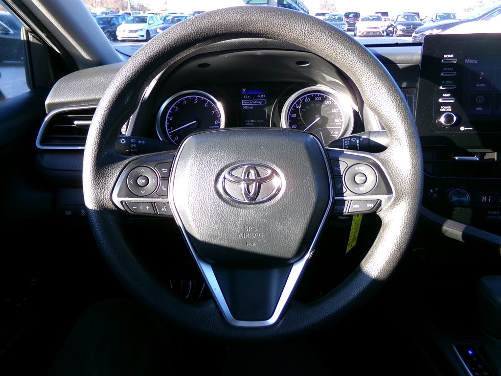 2023 Toyota Camry LE photo