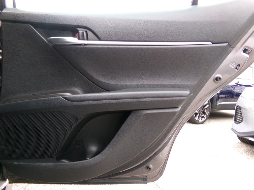 2023 Toyota Camry LE photo