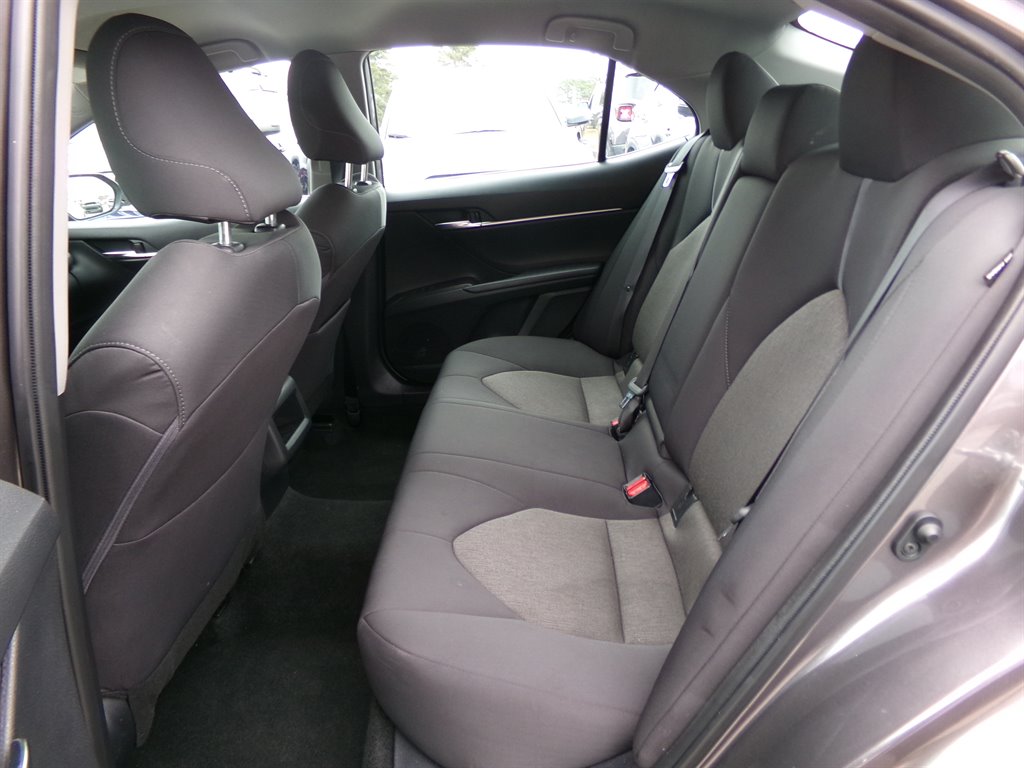 2023 Toyota Camry LE photo