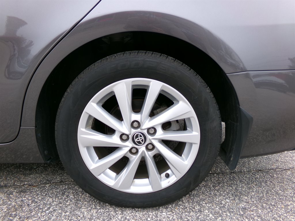 2023 Toyota Camry LE photo