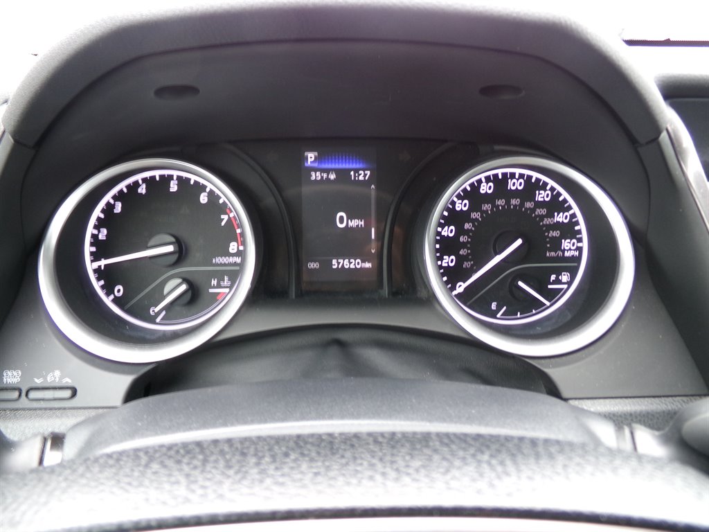 2023 Toyota Camry LE photo