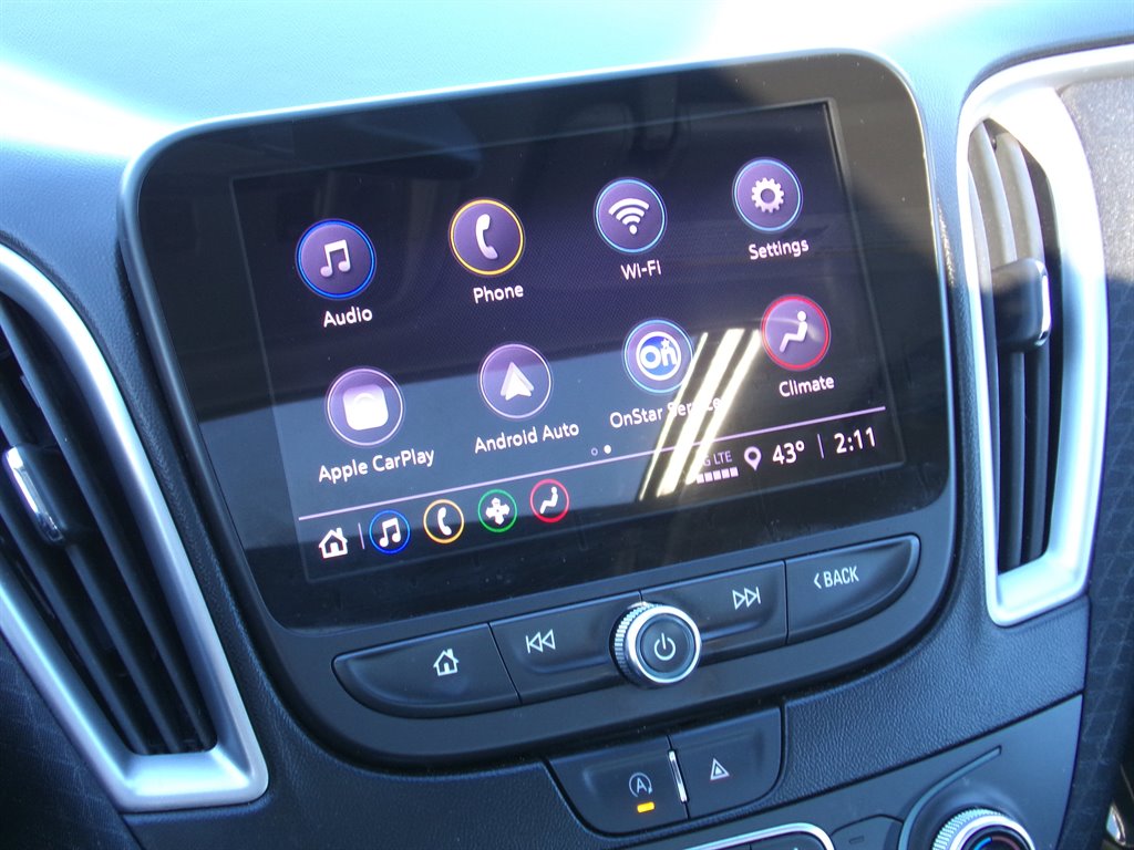 2023 Chevrolet Malibu 1LT photo
