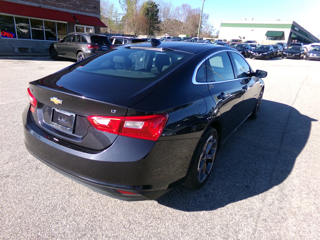 2023 Chevrolet Malibu 1LT photo