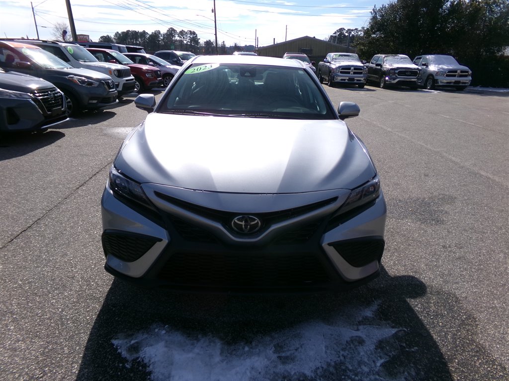 2023 Toyota Camry SE photo