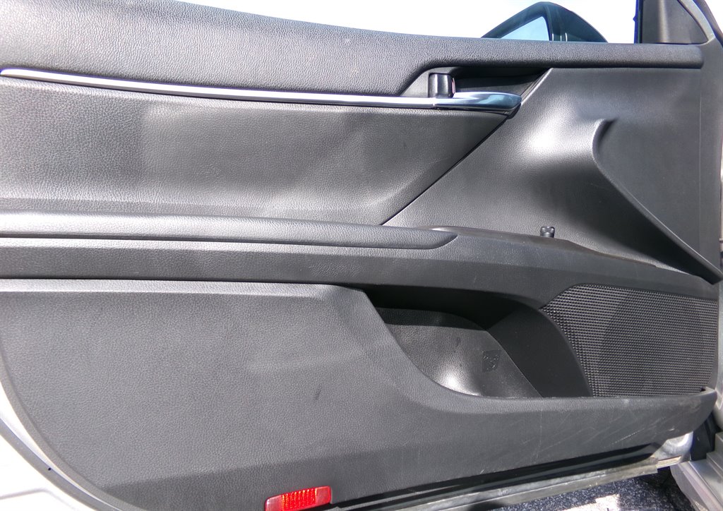 2023 Toyota Camry SE photo