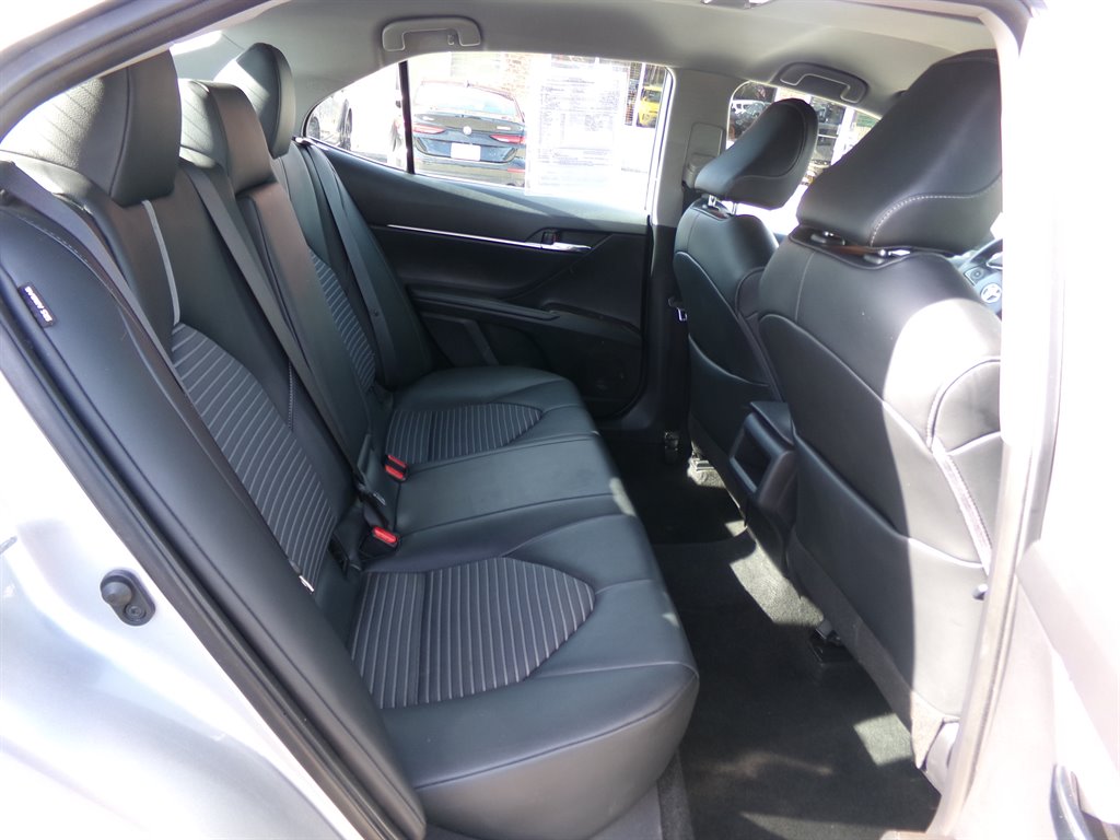 2023 Toyota Camry SE photo